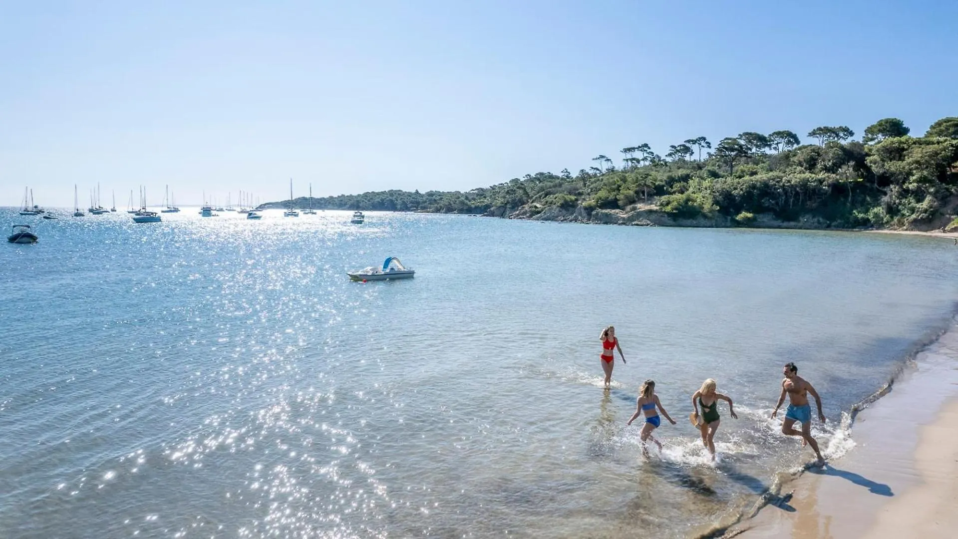 Camping La Bergerie Plage Hyeres 2*,